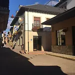 Gæstehus Santa Maria Cacabelos (Leon)