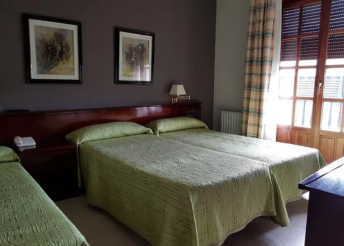 ゲストハウス Santa Maria 3*